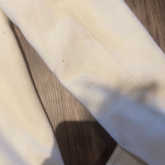 Cream winter coat - Picture 9 of 10